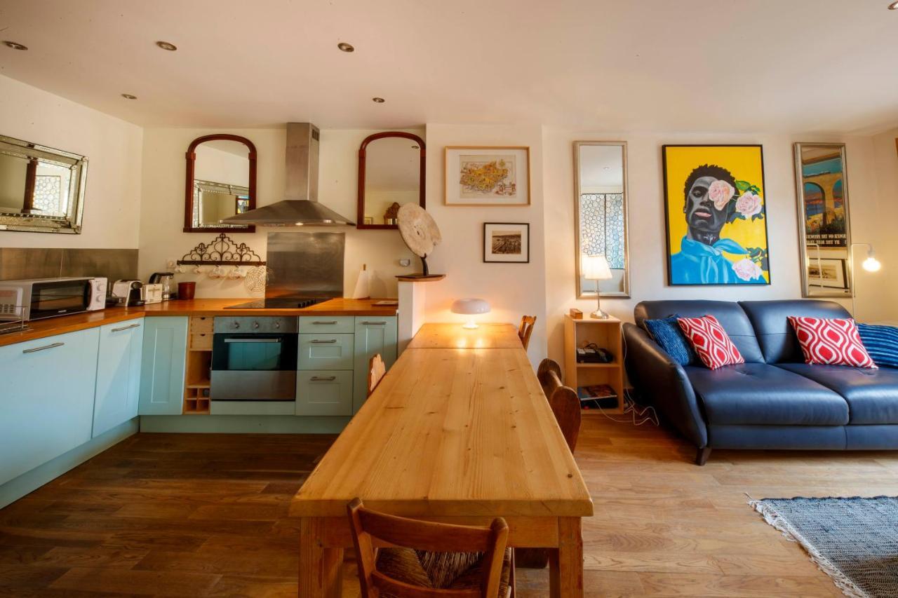 Spacious And Bright Flat Close To The Beach : Heart Of Old Νίκαια Εξωτερικό φωτογραφία